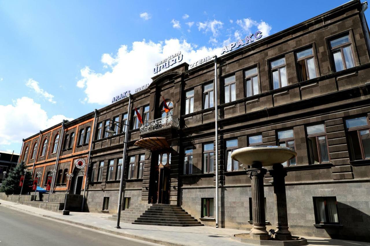 Araks Hotel Complex Gyumri Exterior photo